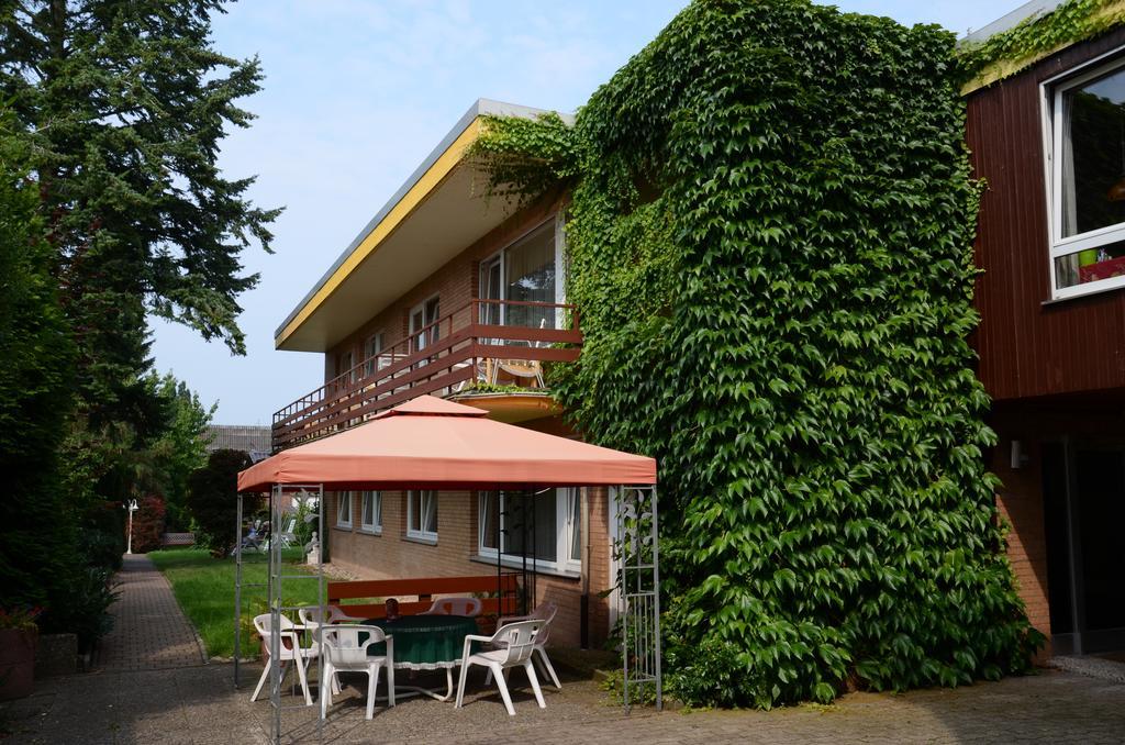 Haus Charlotte 호텔 바트넨도르프 외부 사진